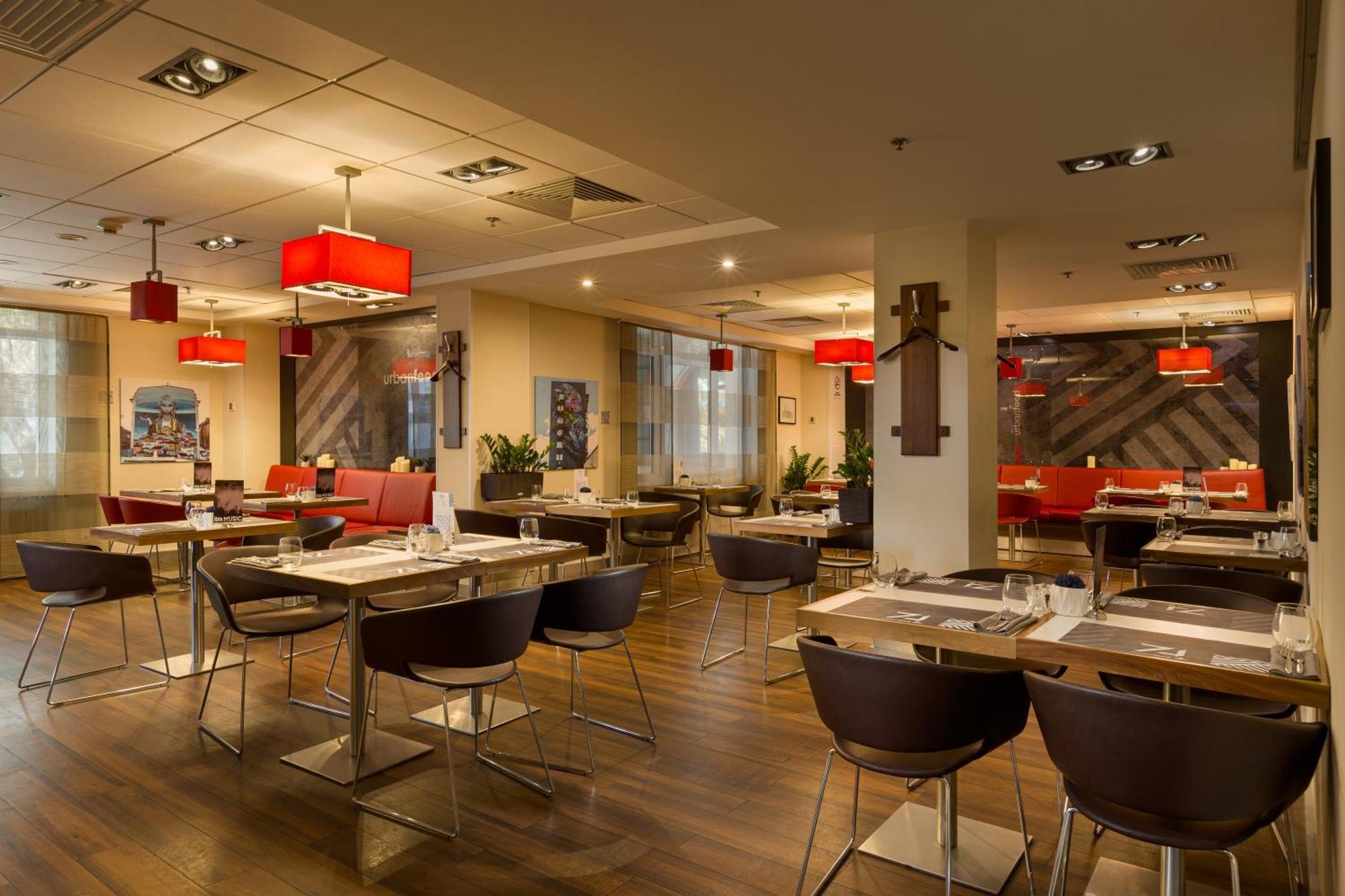 Ibis Kyiv City Center Exterior foto