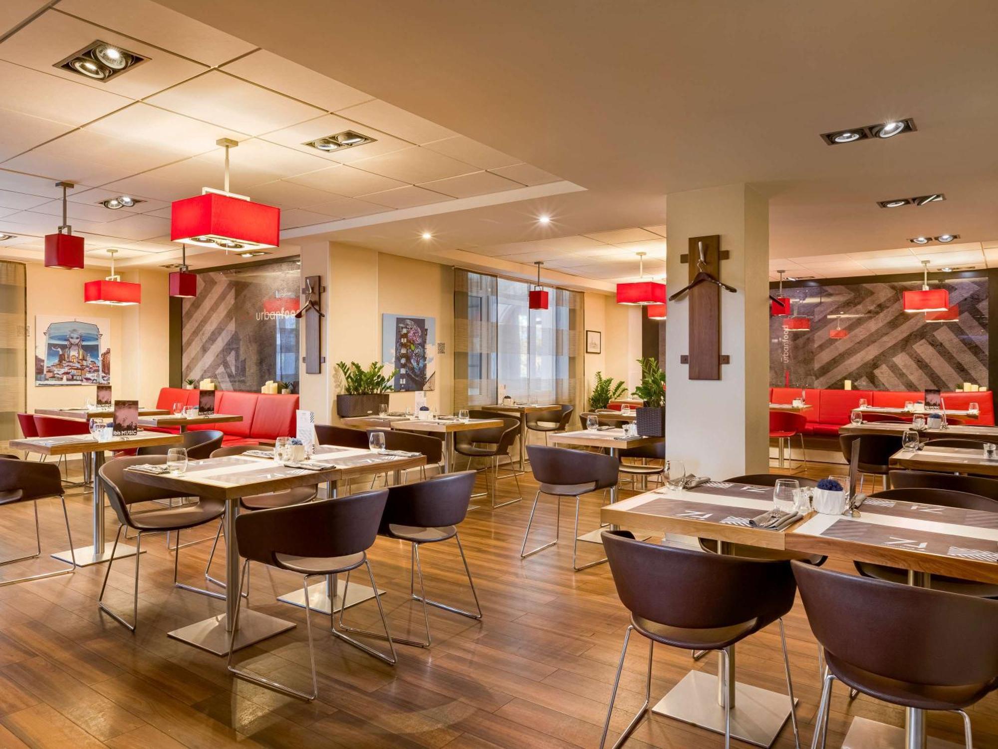 Ibis Kyiv City Center Exterior foto