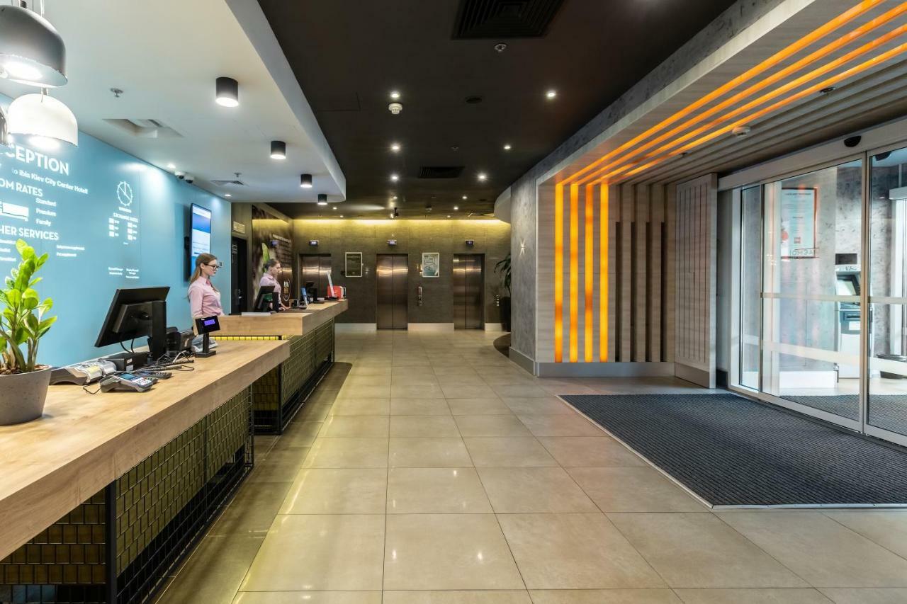 Ibis Kyiv City Center Exterior foto