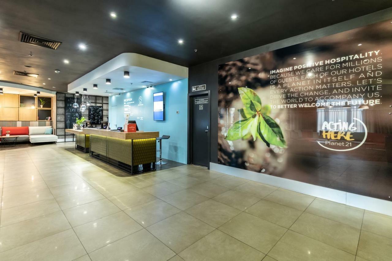 Ibis Kyiv City Center Exterior foto